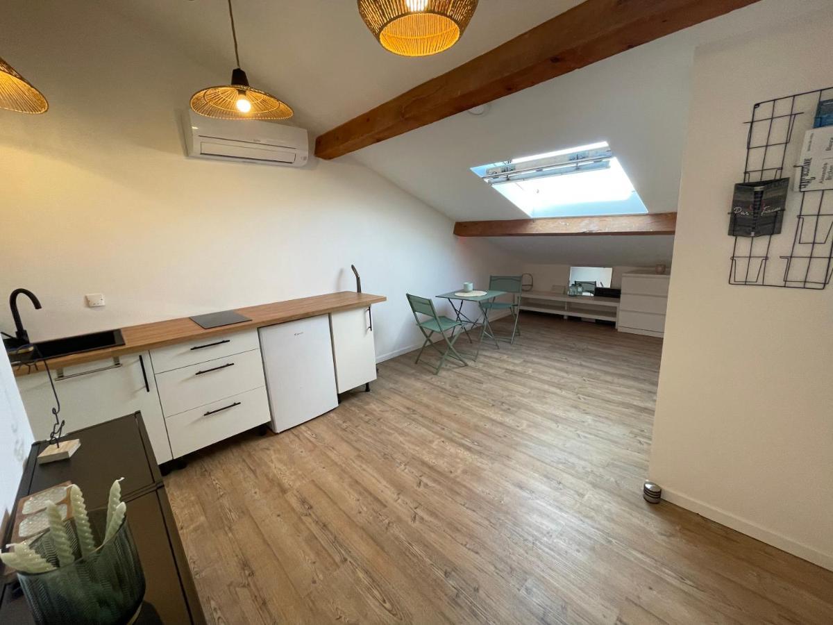 Chaleureux studio mansardé - cœur de ville de Sète Extérieur photo