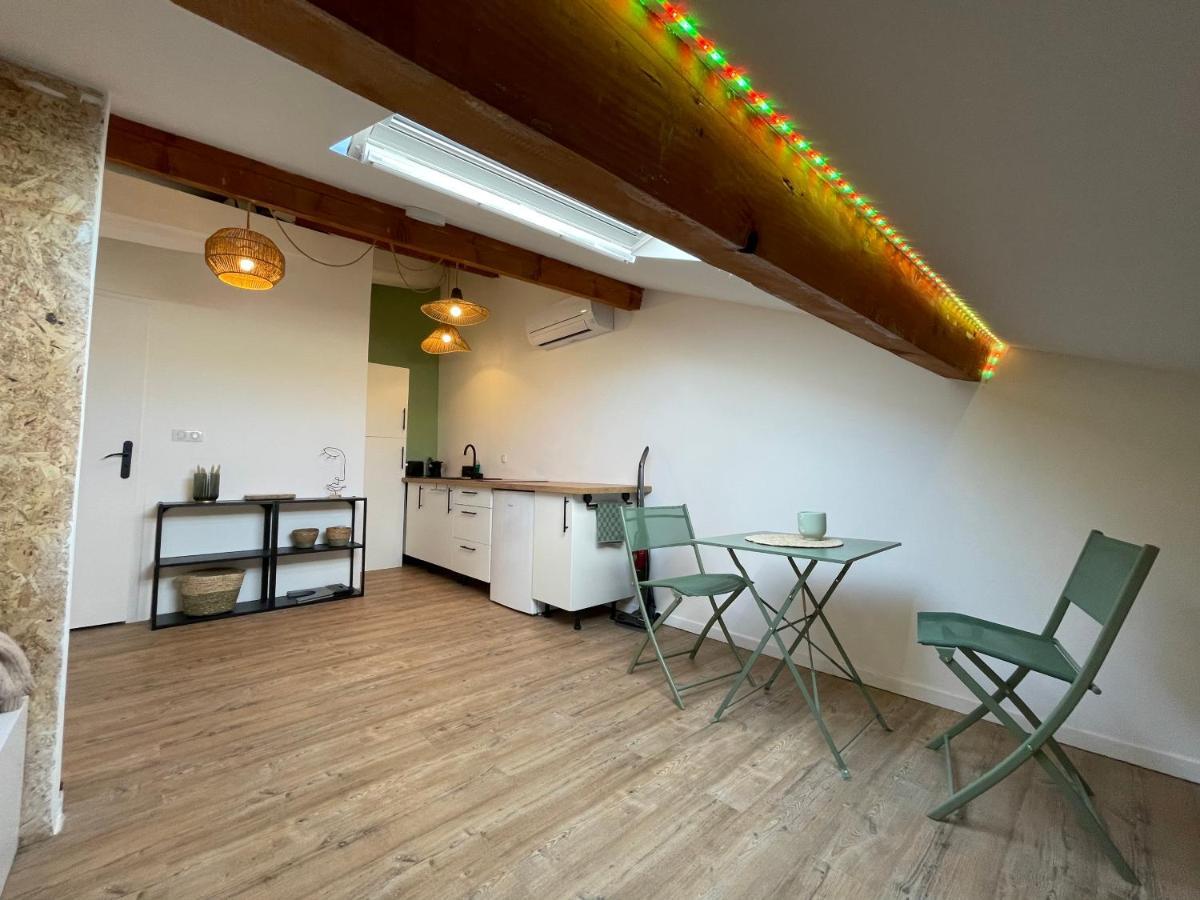 Chaleureux studio mansardé - cœur de ville de Sète Extérieur photo