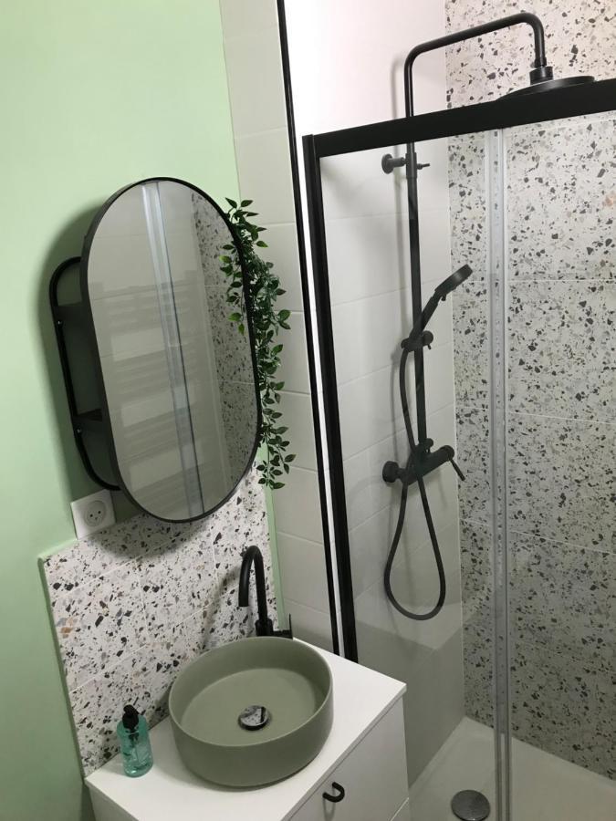 Chaleureux studio mansardé - cœur de ville de Sète Extérieur photo