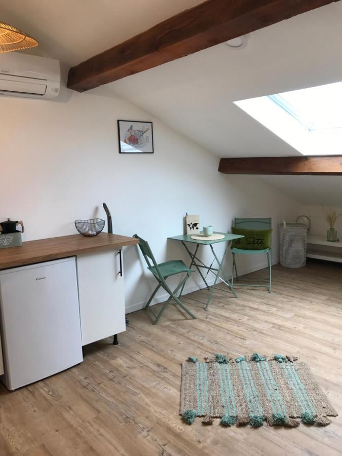 Chaleureux studio mansardé - cœur de ville de Sète Extérieur photo